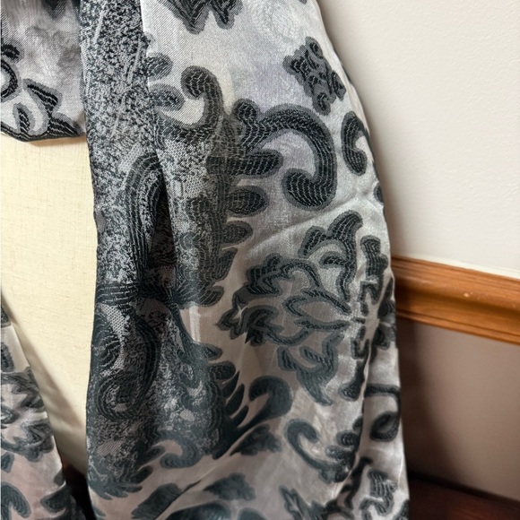 Jessica McClintock Black and Gray Patterned Scarf - Picture 2 of 4